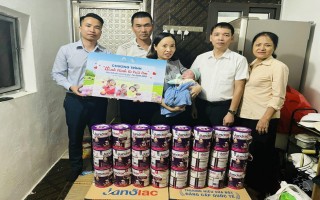 Juno Milk Việt Nam đồng hành cùng Quỹ Bảo trợ trẻ em Việt Nam trao tặng quỹ “Hành trình từ trái tim” sữa tốt cho em trị giá 16.000.000đ