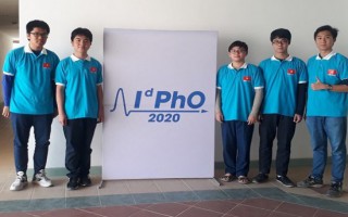 Năm học sinh Việt Nam tham dự Olympic Vật lý quốc tế đều giành huy chương